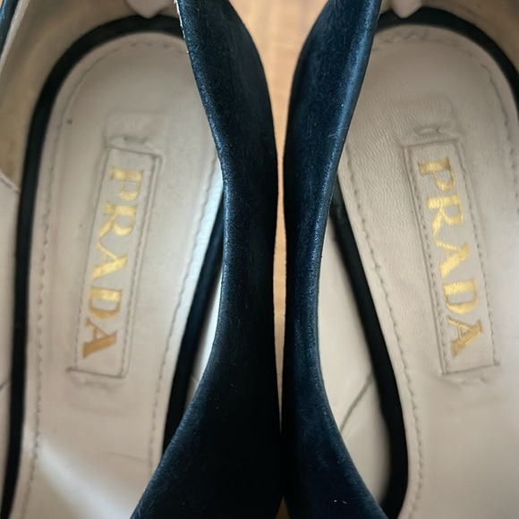 Prada Black Suede Platform Wedges Excellent Condition - Picture 6 of 6
